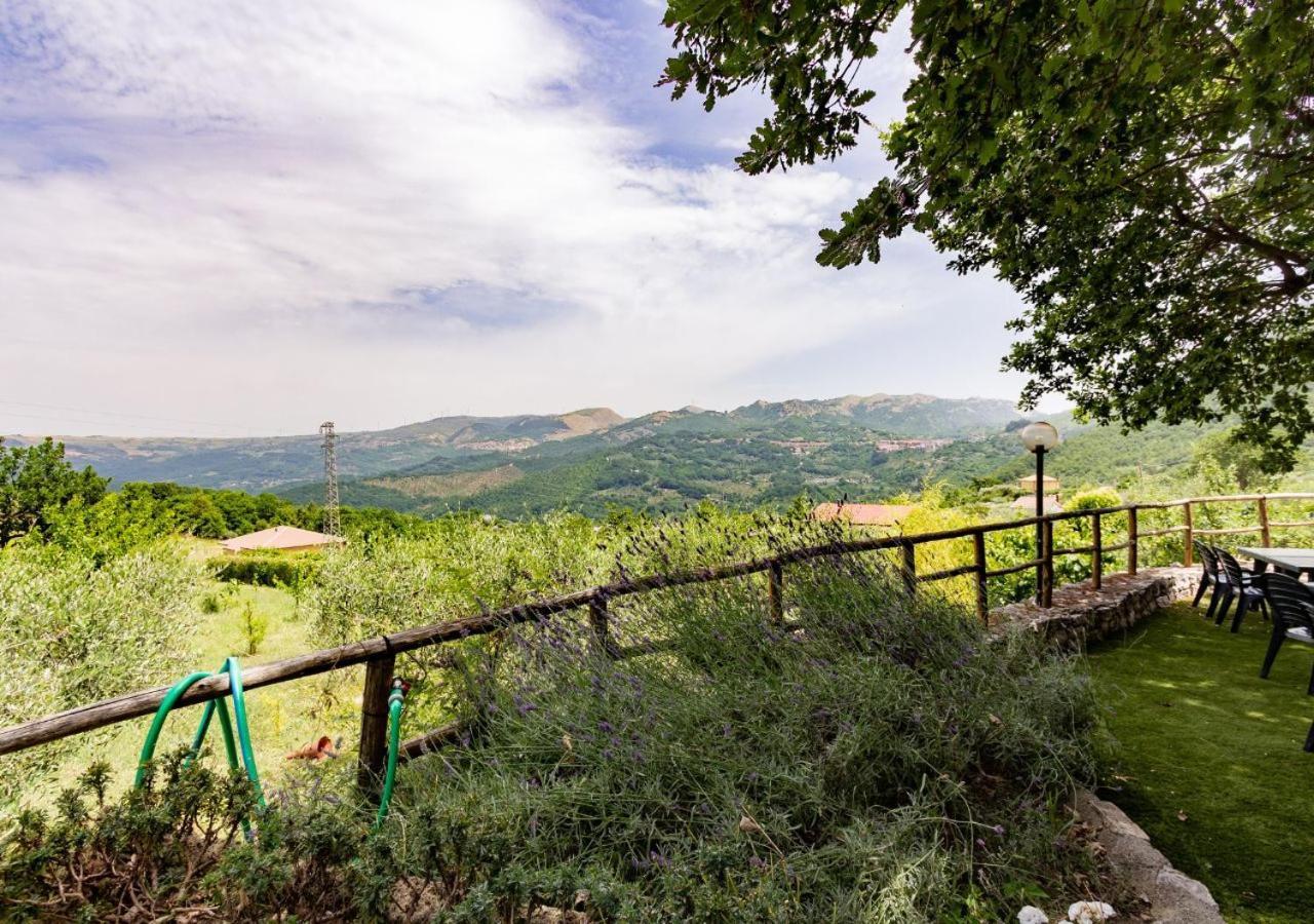Agriturismo La Vammora Laviano Luaran gambar